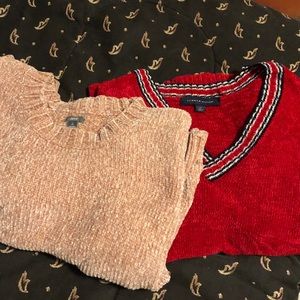 Cozy sweaters bundle - size small!
